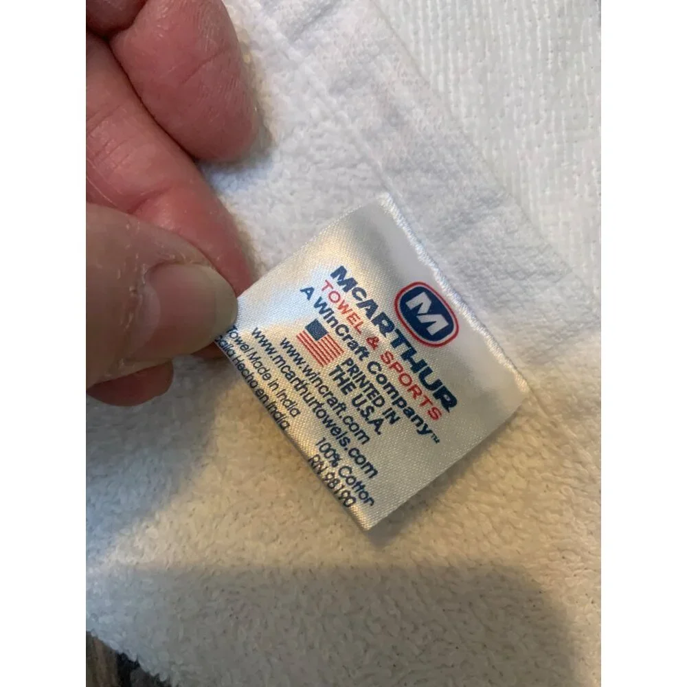 Gatorade McArthur Sports Towel 22x40 White 100% Cotton Printed In USA
